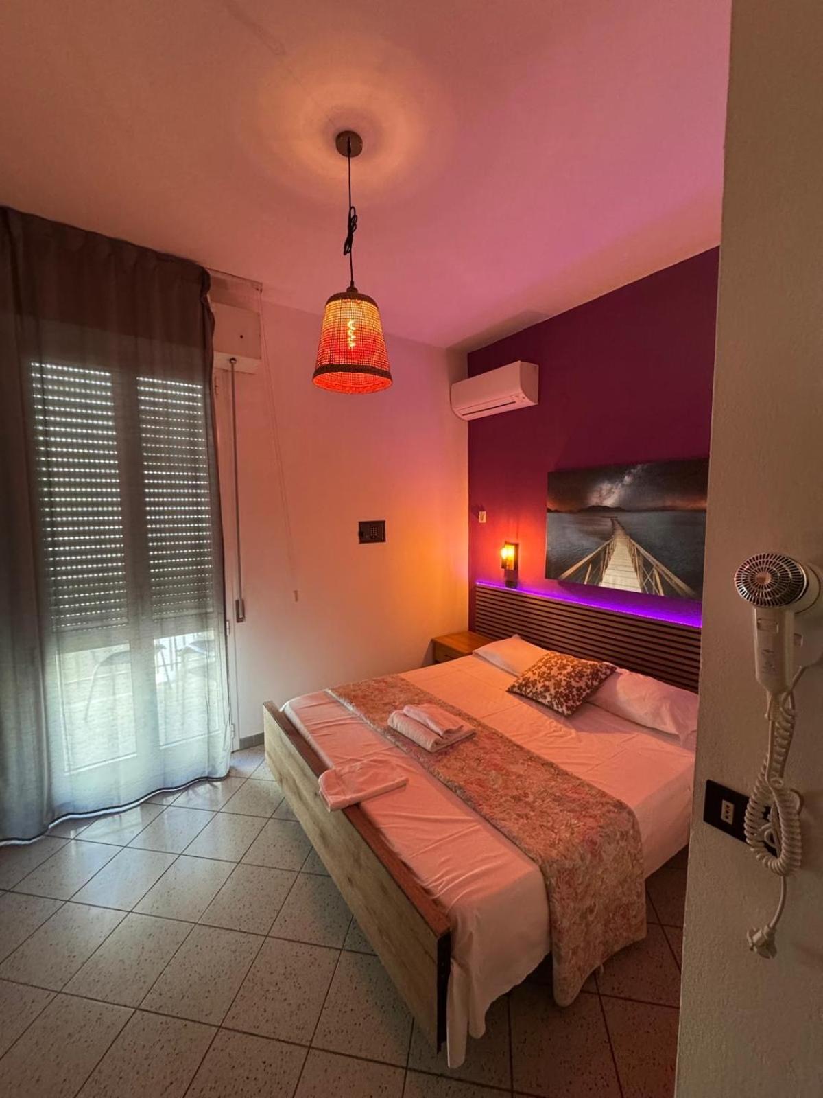Hotel New Liston רימיני מראה חיצוני תמונה